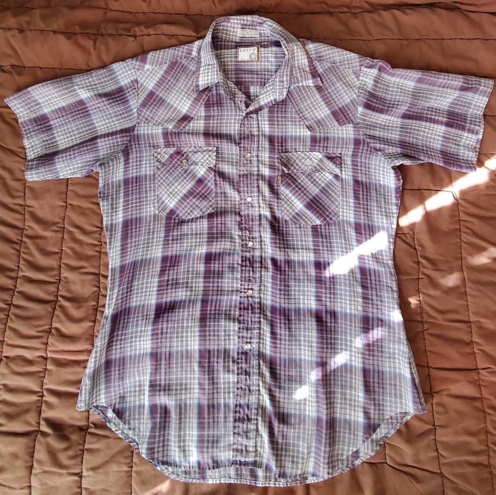 Vintage Levi's Pearl Snap Short Sleeve Men's Large. Western Cut